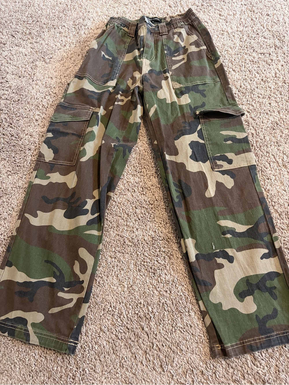 Women’s Camo Cargo Pants - Green Woodland Print